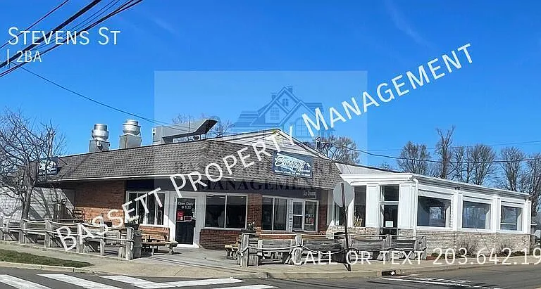 21 Stevens St — Photo 27