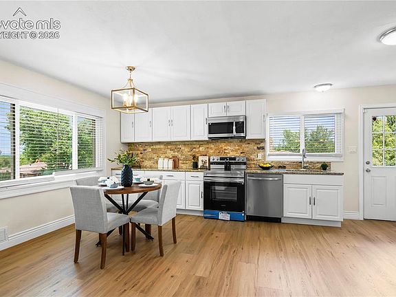 3rd image of 1407 Swope Ave