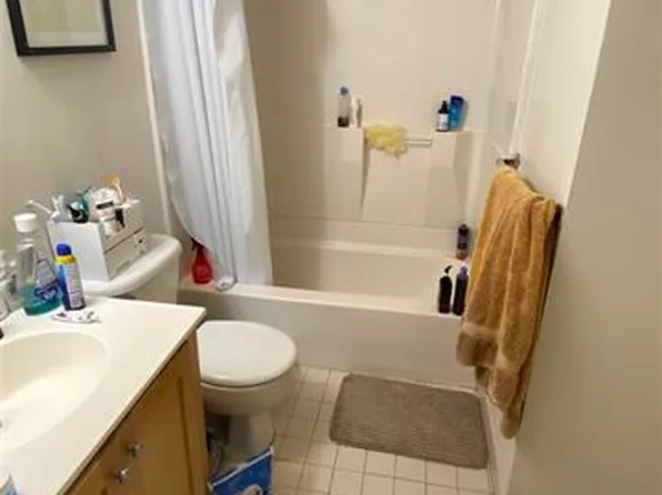 1020 Adams Street image 5 of 7