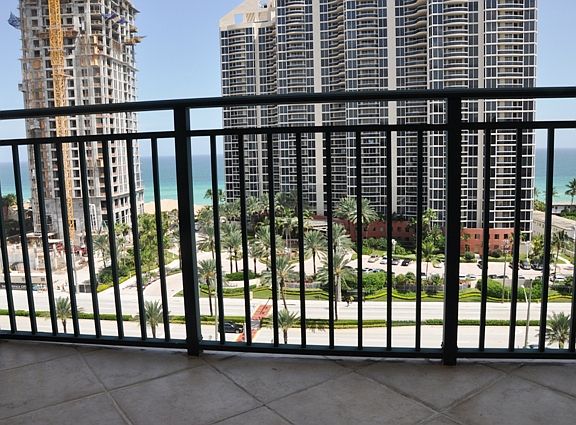 3rd image of 17555 Atlantic Blvd APT 1107
