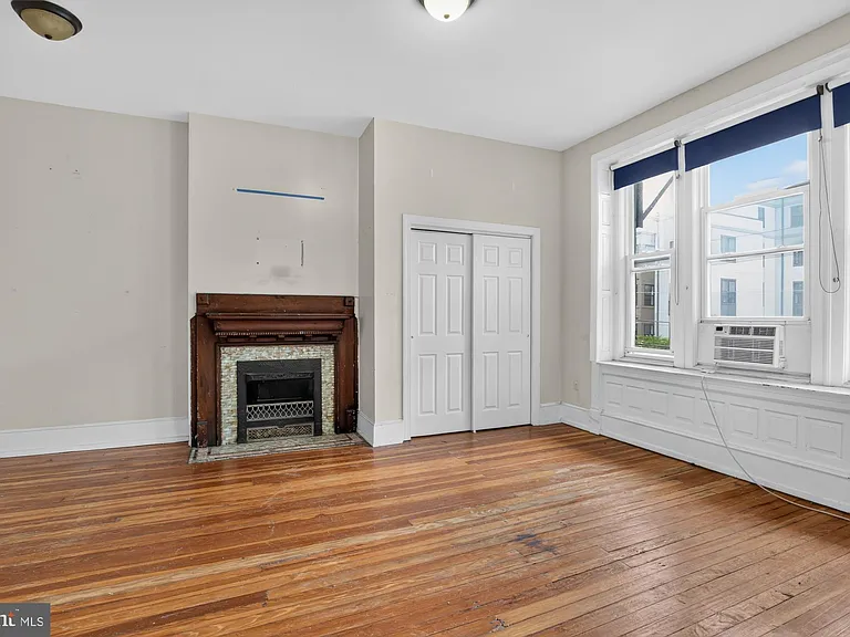 4011 Pine St — Photo 17