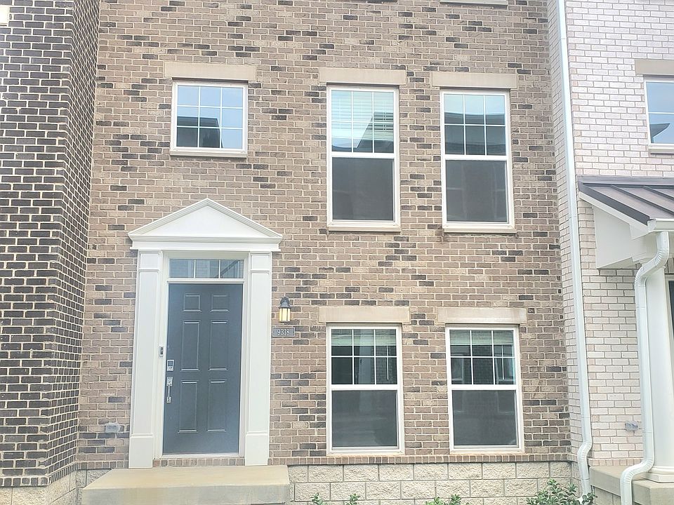 1st image of 9318 Clarendon Dr