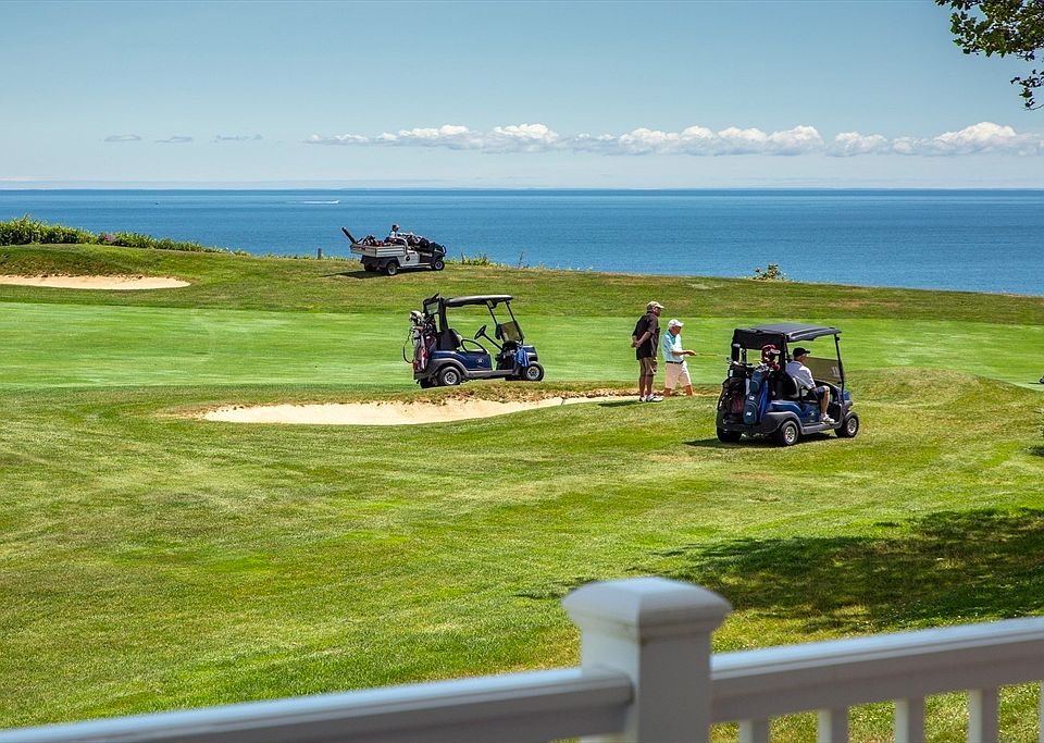 1st image of 42 Cliffside Dr #42