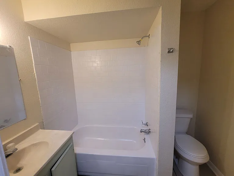 2801 Avenue M — Photo 12