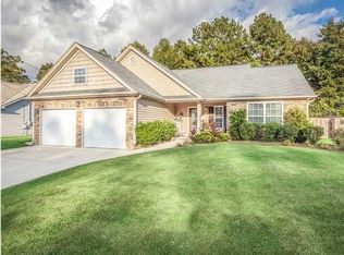 1025 Colony Cir, Fort Oglethorpe, GA 30742