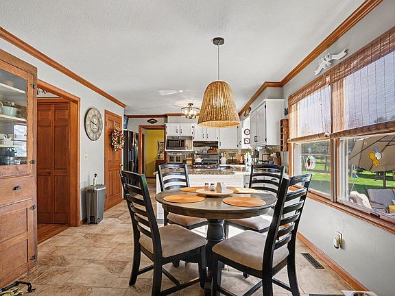 5th image of 12460 Frontier Ct