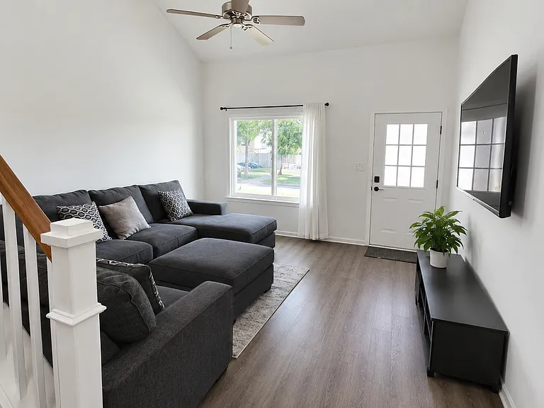 6 Kimberly Dr — Photo 3