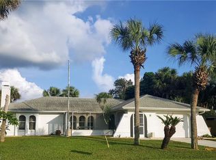 2512 Lakeview Dr, Lehigh Acres, FL 33936