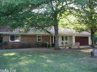 155 N Valley Rd, Searcy, AR 72143