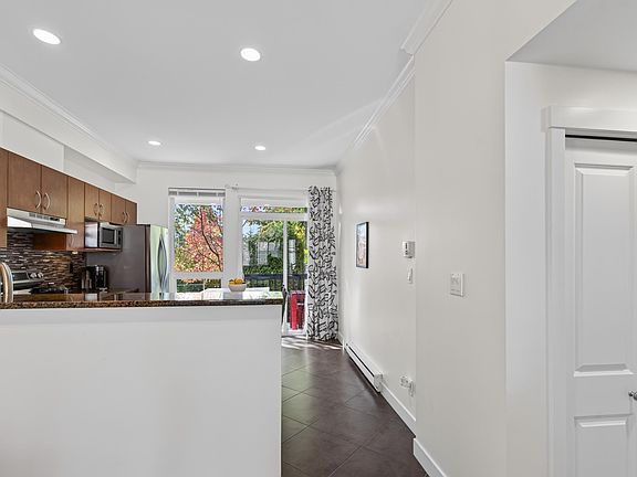 4th image of 16772 61st Ave #3