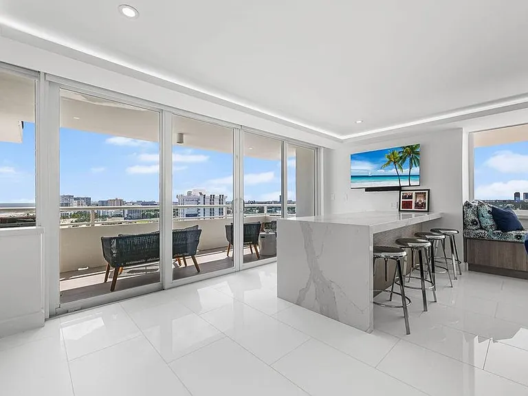 545 S Fort Lauderdale Beach Blvd #1703-1704 — Photo 9