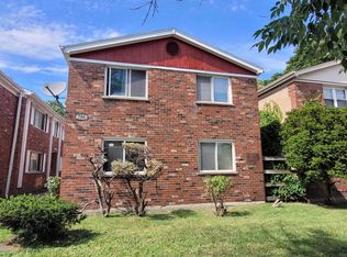 704 W 111th St, Chicago, IL 60628