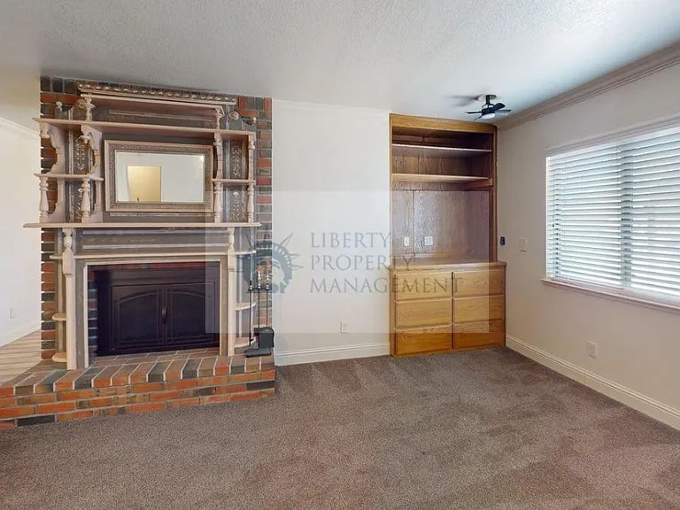 1558 Springcreek Way — Photo 7