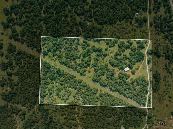 201 Hill Branch Ln, Breckenridge, TX 76424