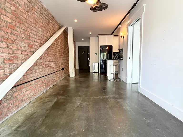149 Wythe Ave #303 — Photo 3