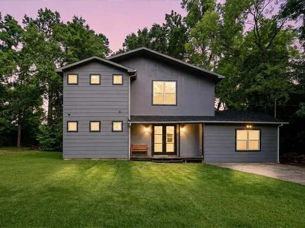 1127 Mantooth Ave, Lufkin, TX 75904