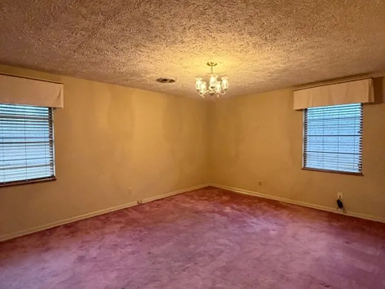 1701 Westside Dr — Photo 18