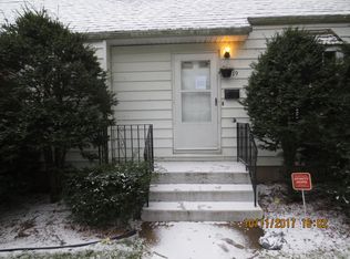 2319 Waverly Pl, Waukegan, IL 60085