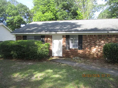 1125B University St Photo 1