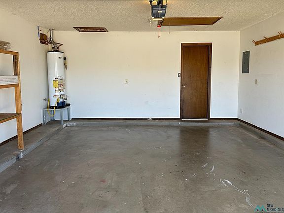 4th image of 1604 Windsor Way