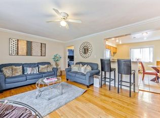 427 S Euclid Ave APT H, Oak Park, IL 60302