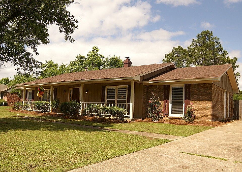1st image of 1431 Woodmere Dr