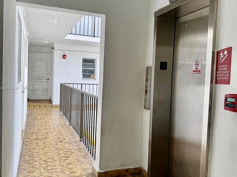 855 Euclid Ave #402 — Photo 28