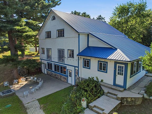 2nd image of 7095 Orchard Lake Dr