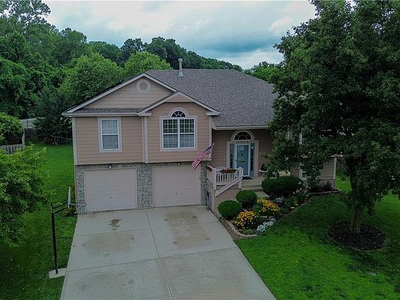 3rd image of 3416 S Arrowhead Ct