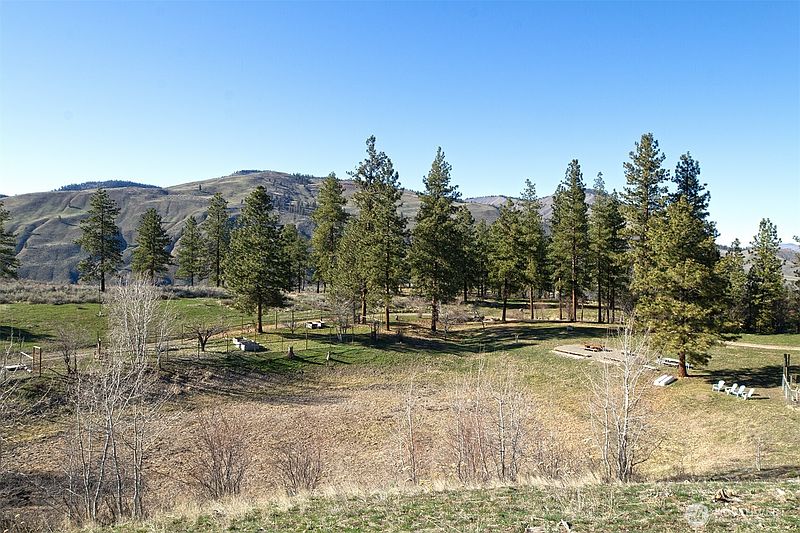 5th image of 117 Vintin Road