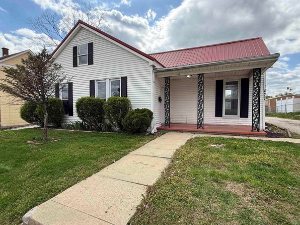 112 N Main St, Huntingburg, IN 47542