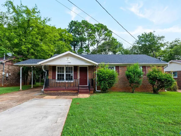1706 Golf Club Ln NW, Huntsville, AL 35816