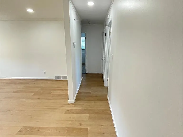 32827 Dover Ave — Photo 20