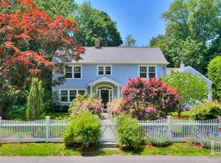 9 Lakeside Ave, Darien, CT 06820