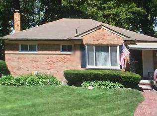 21721 Whitmore Ave, Oak Park, MI 48237