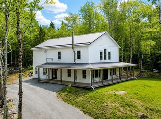 64 Lily Lake Rd, East Hants, NS B0N1Z0