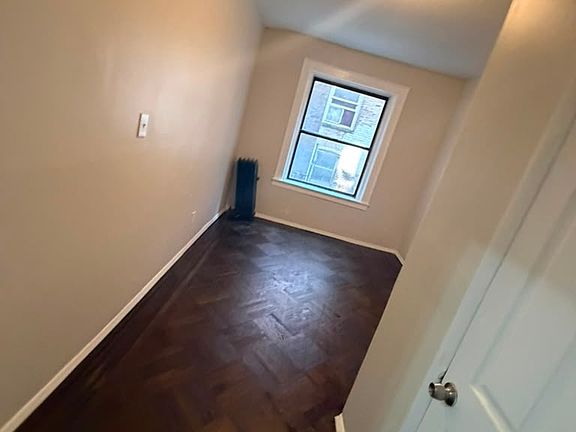 4th image of 329 Park Ave APT 2