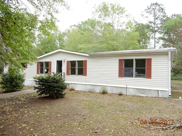 101 Leslie Ln, Brunswick, GA 31523