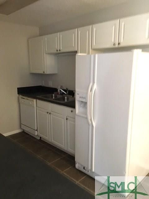 2nd image of 401 N Cromwell Rd APT D4