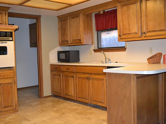 5th image of 1709 Whispering Creek Ct