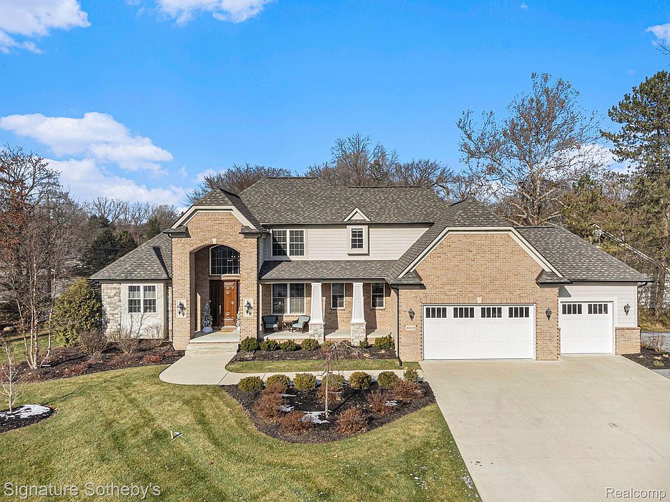 1st image of 32800 Crimson Crossing Ct