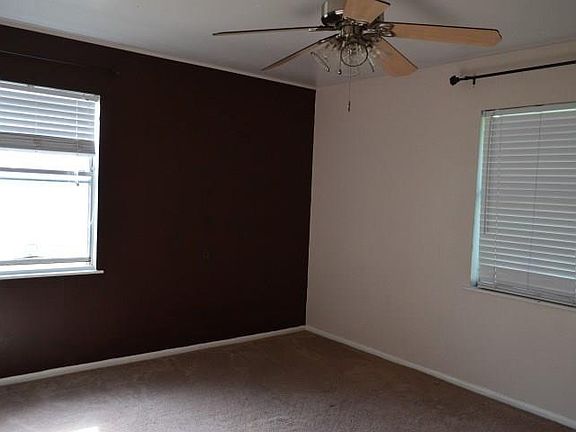 3rd image of 4850 Cason Ct