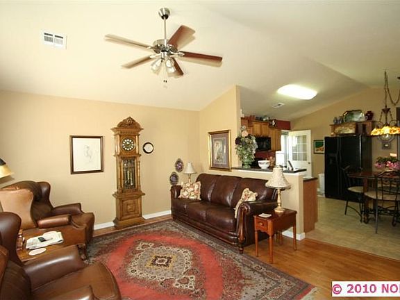 2nd image of 1010 W 23rd St N