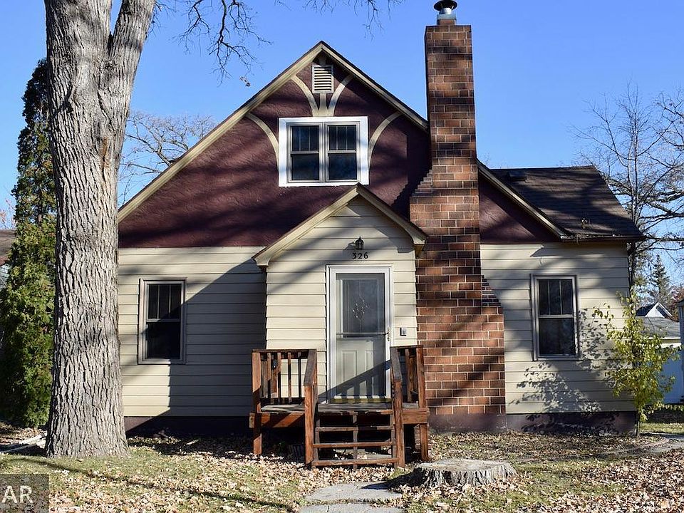 326 Kendall Ave N, Thief River Falls, MN 56701 MLS 6303968 Zillow