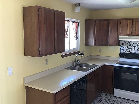 5th image of 1472 Lindberg Ave