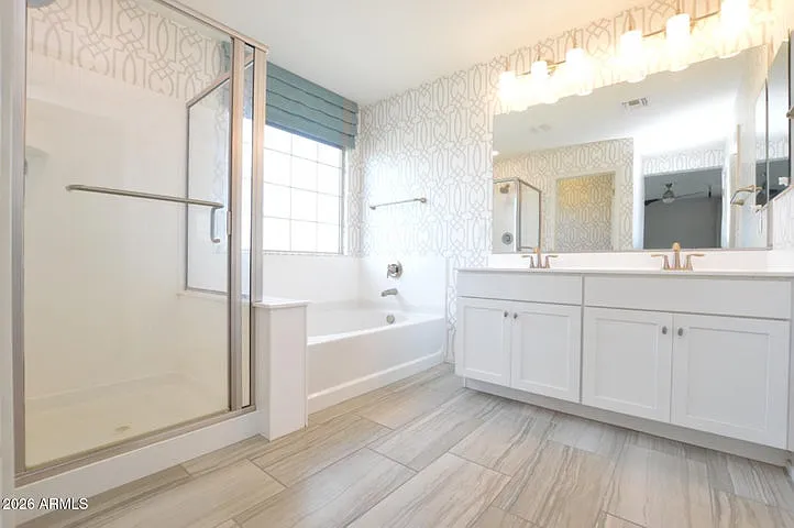 214 E Bluejay Dr — Photo 10