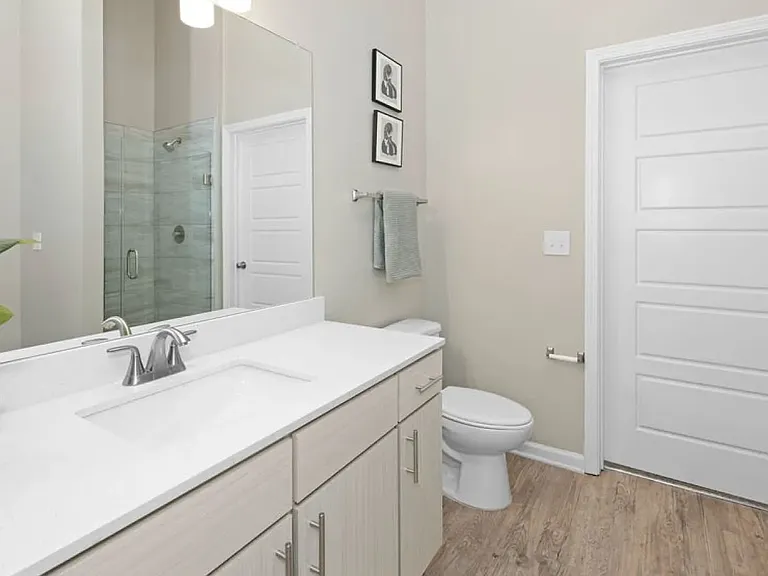 1001 Tyvola — Photo 14