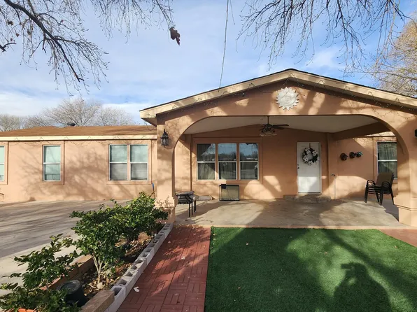 2201 Mares Rd SW, Albuquerque, NM 87105