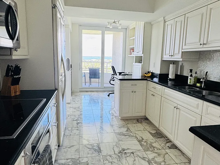 775 Longboat Club Rd #705 — Photo 13