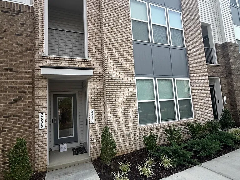 2630 Neabsco Common Pl — Photo 1
